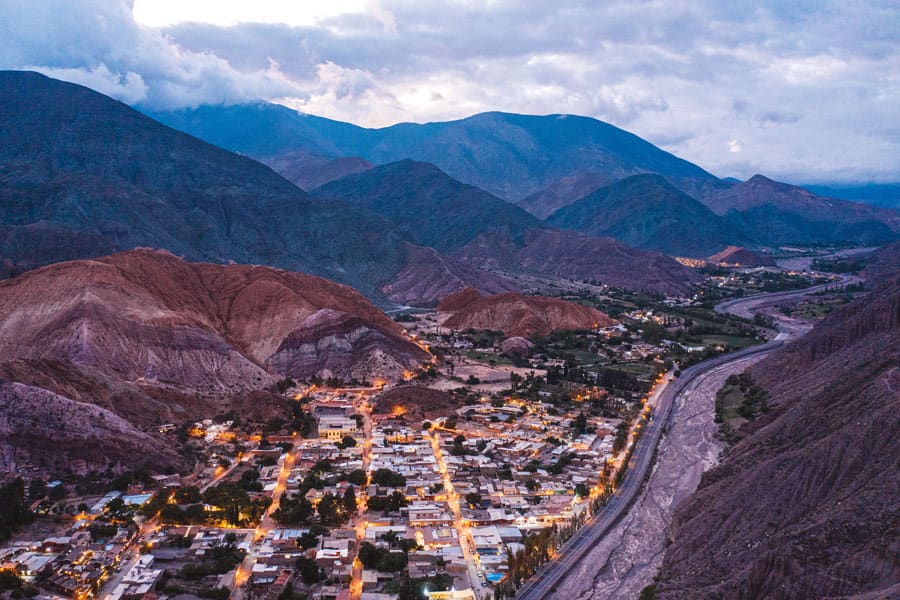 Vista de Purmamarca al atardecer